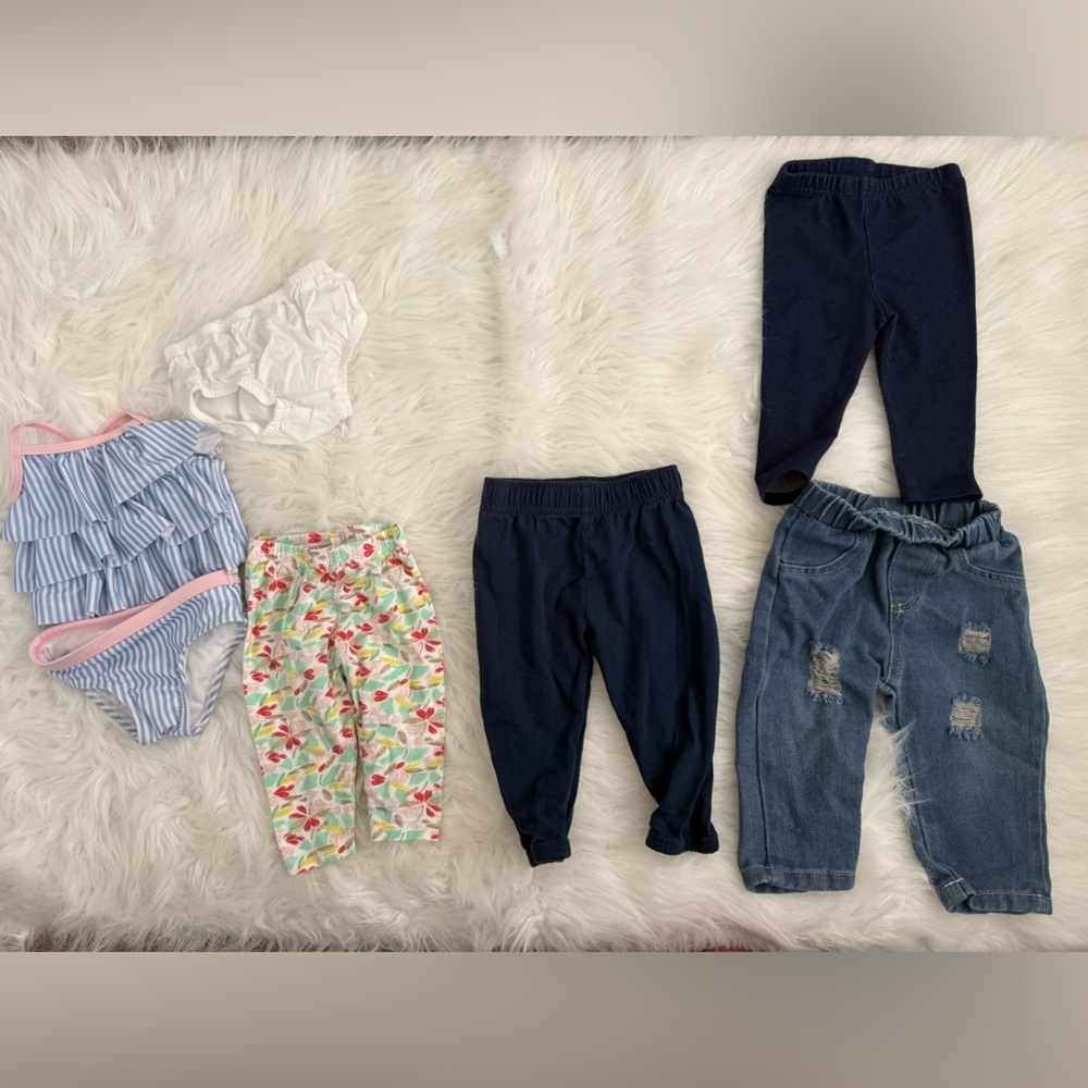 Bundle of 6-9 months girls (19 items) - Picture 5 of 6